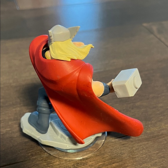 Thor Marvel Infinity Action Figure - Picture 3 of 7